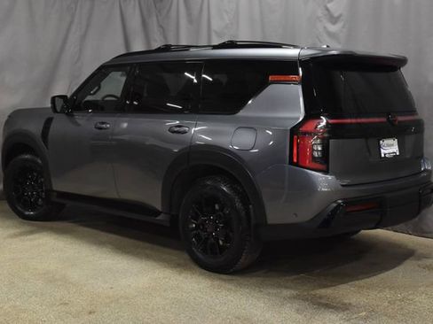 Used 2025 Nissan Armada PRO-4X image 7