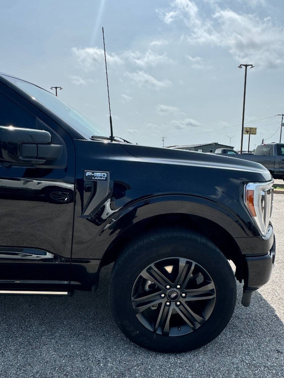 Used 2023 Ford F150 Lariat w/ Equipment Group 502A High AWD/4WD image 9