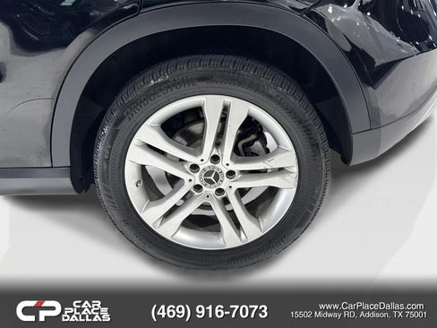 Used 2020 Mercedes-Benz GLA 250 4MATIC w/ Premium Package image 40