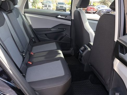Certified 2023 Volkswagen Taos S image 17
