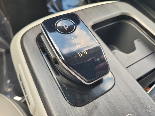 Certified 2023 Nissan Ariya FWD image 20