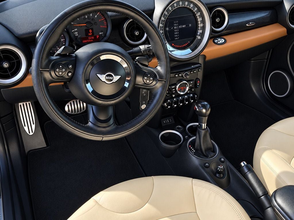 Used 2015 MINI Cooper S FWD image 3