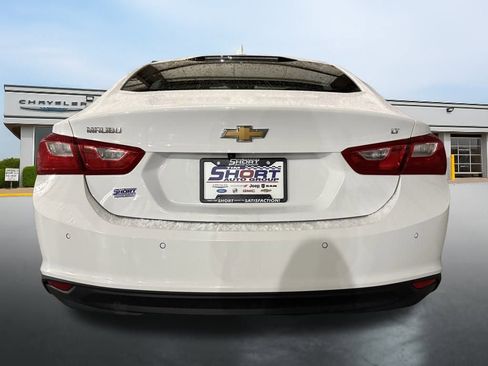 Used 2024 Chevrolet Malibu LT image 4