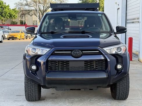 Used 2021 Toyota 4Runner Venture image 6