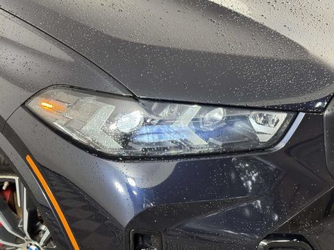 Used 2024 BMW X5 xDrive40i w/ M Sport Package AWD/4WD image 15