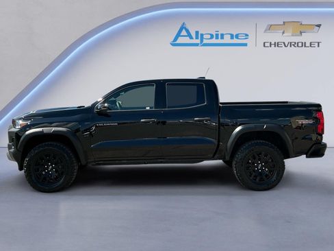 Used 2024 Chevrolet Colorado Trail Boss w/ Advanced Trailering Package AWD/4WD image 2