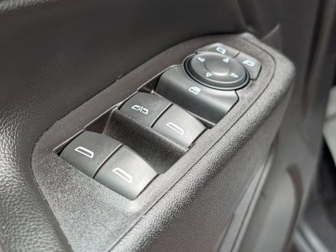 Used 2019 Chevrolet Equinox Premier image 25