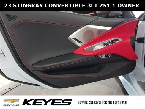 Used 2023 Chevrolet Corvette Stingray Premium Conv w/ Z51 Performance Package image 4