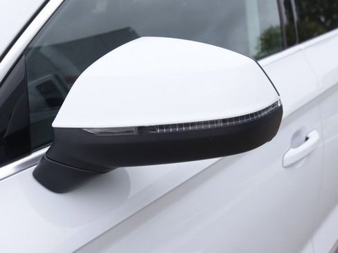 Used 2025 Audi Q5 2.0T Premium Plus image 13