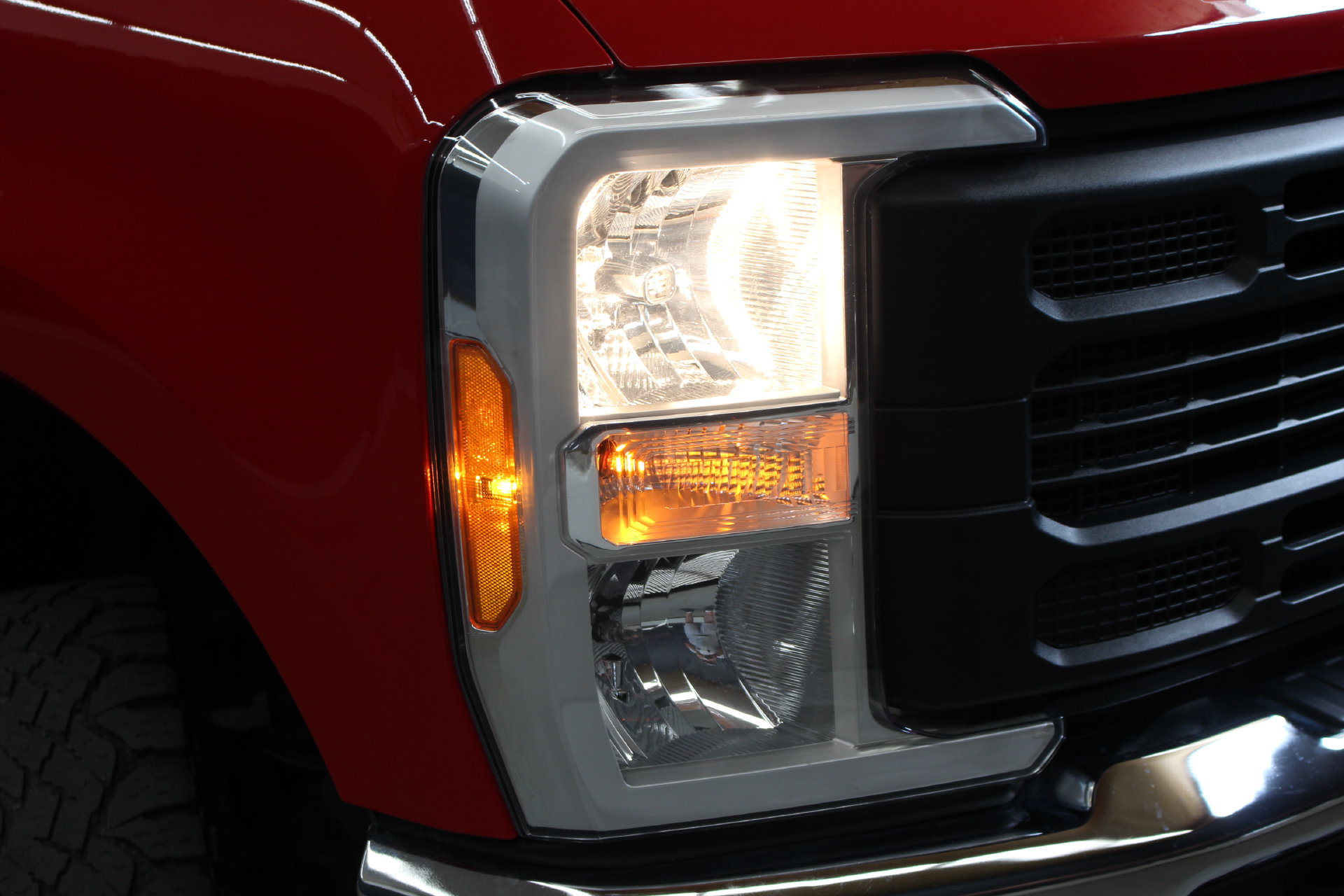 Used 2023 Ford F250 XL w/ Snow Plow Prep Package AWD/4WD image 4