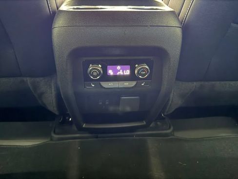Used 2026 Chevrolet Traverse RS w/ LPO, Floor Liner Package FWD image 42