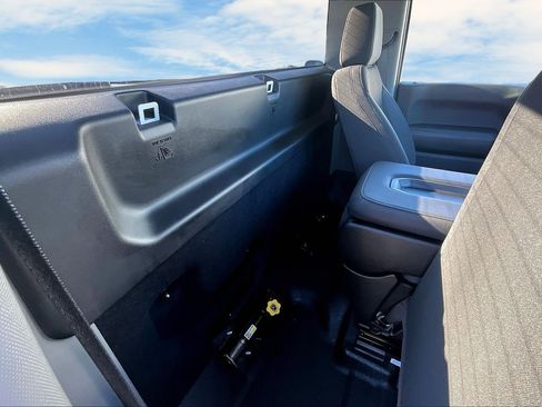 Used 2026 Chevrolet Silverado 1500 W/T w/ WT Value Package image 17