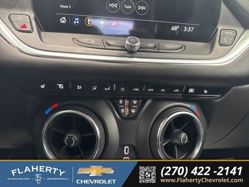 Used 2024 Chevrolet Blazer LT w/ LPO, Black Grille Bar Package image 26