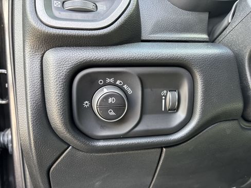 New 2026 RAM 2500 Tradesman AWD/4WD image 12