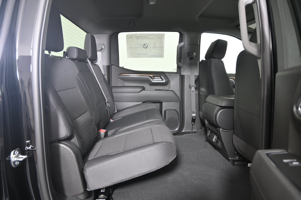 New 2026 Chevrolet Silverado 1500 RST w/ RST Select Package AWD/4WD image 16