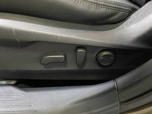 Used 2022 Subaru Outback Limited image 14