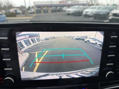 Certified 2023 Toyota Sienna XSE w/ XSE Plus Package image 21