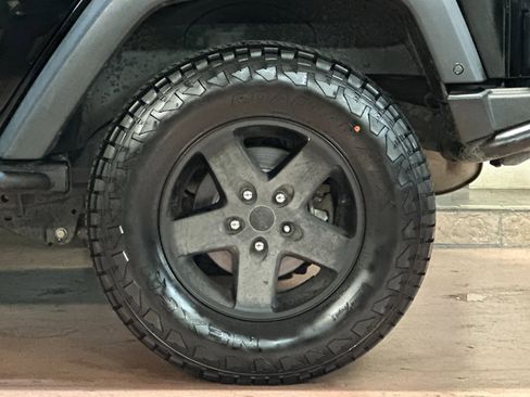 Used 2016 Jeep Wrangler Unlimited Sport w/ Quick Order Package 24S image 22