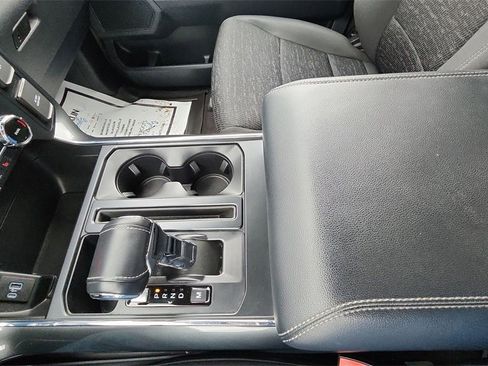 Used 2022 Ford F150 XLT w/ Equipment Group 302A High image 25