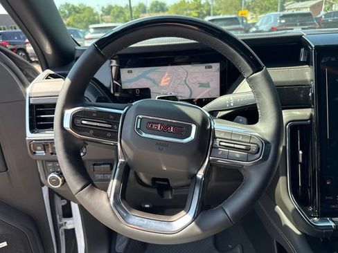 New 2026 GMC Yukon XL Elevation w/ Elevation Premium Package AWD/4WD image 17