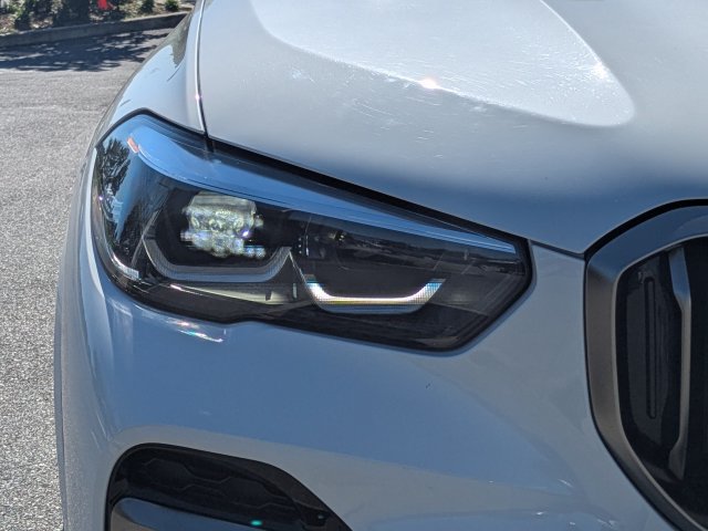 Used 2022 BMW X5 M50i w/ Premium Package AWD/4WD image 19