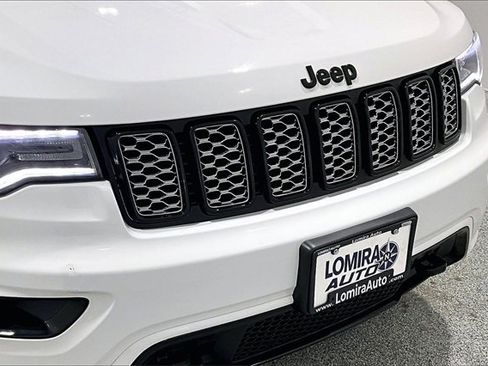 Used 2020 Jeep Grand Cherokee Altitude image 35