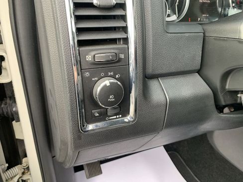Used 2016 RAM 1500 Laramie w/ Convenience Group AWD/4WD image 13
