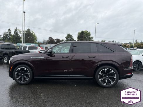 Used 2026 Cadillac Escalade IQ Sport 2 AWD/4WD image 2