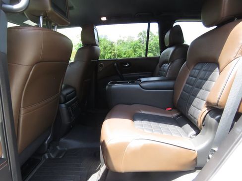Used 2020 Nissan Armada Platinum w/ Platinum Reserve Package AWD/4WD image 21