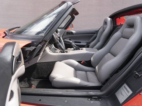 Used 1993 Dodge Viper RT/10 image 28