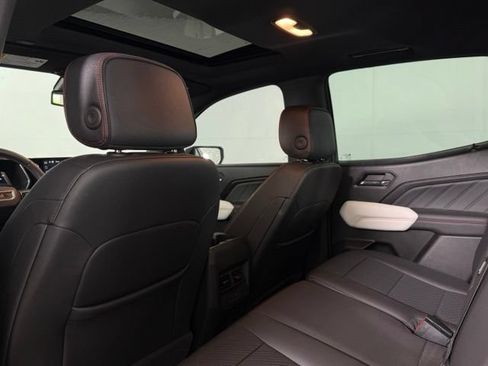 Used 2024 GMC Canyon AT4X AWD/4WD image 20