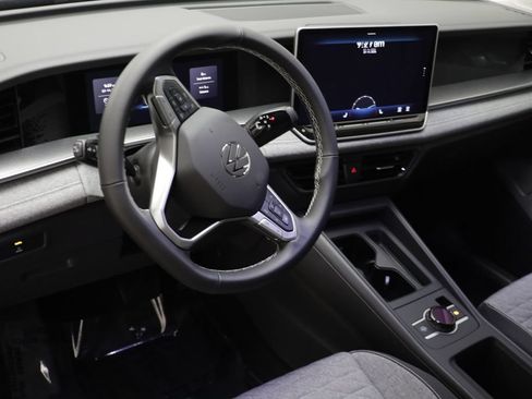 New 2026 Volkswagen Tiguan S AWD/4WD image 7