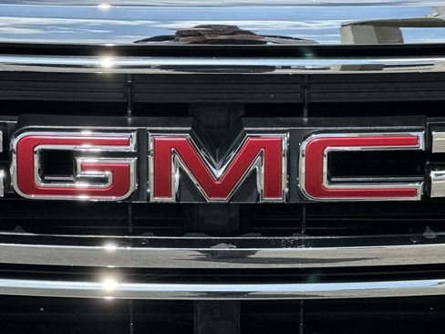 Certified 2020 GMC Acadia SLE FWD image 39