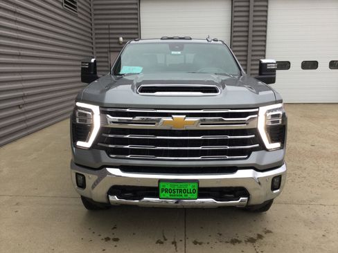 New 2026 Chevrolet Silverado 3500 LTZ w/ LTZ Premium Package image 3