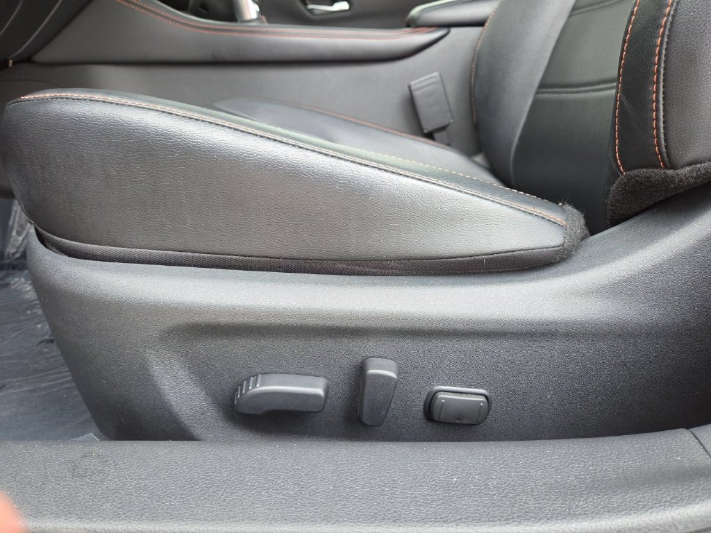 Used 2023 Nissan Sentra SR w/ SR Premium Package FWD image 16