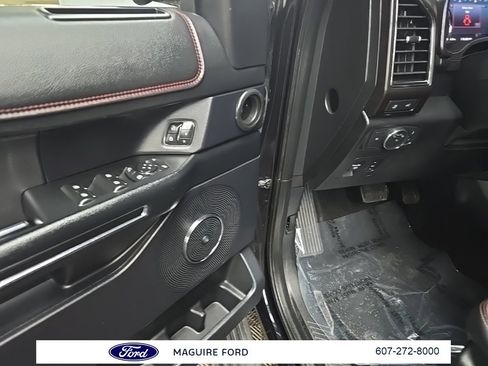 Used 2019 Ford Expedition Limited w/ Equipment Group 303A image 29