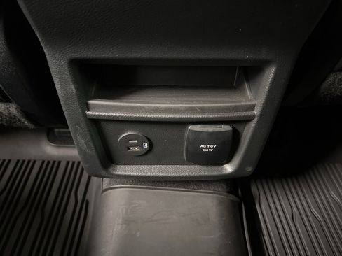 Certified 2022 Ford Edge SEL w/ Convenience Package image 32