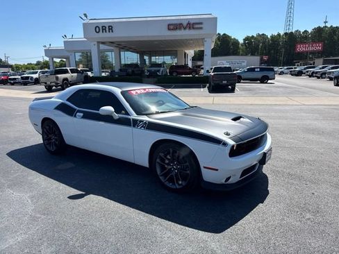 Used 2023 Dodge Challenger R/T w/ T/A Package RWD image 8