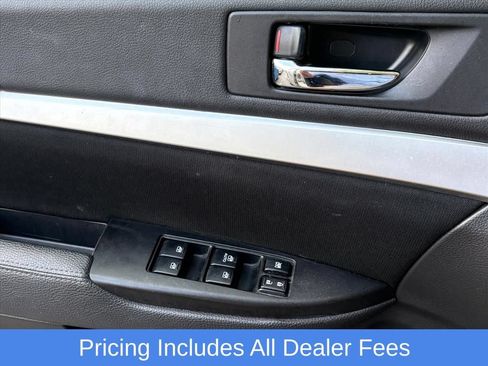 Used 2014 Subaru Outback 2.5i w/ Alloy Wheel Package AWD/4WD image 13