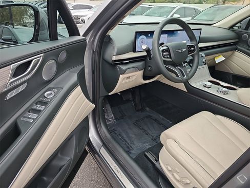 Certified 2025 Genesis GV80 3.5T Advanced image 10