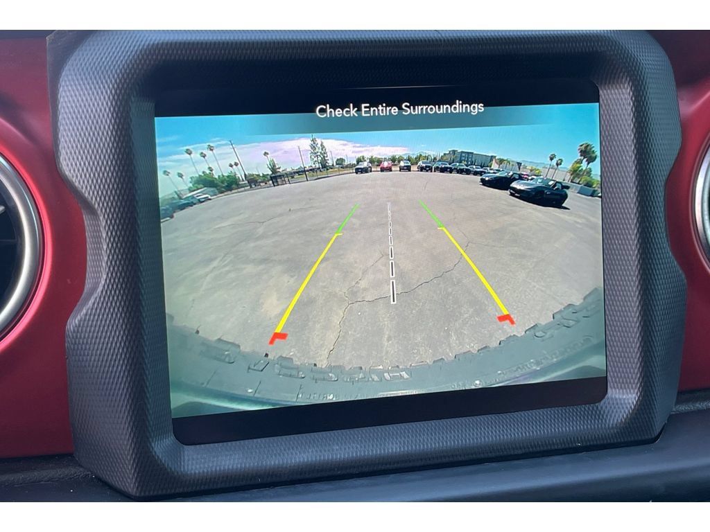 Used 2022 Jeep Wrangler Unlimited Rubicon AWD/4WD image 27