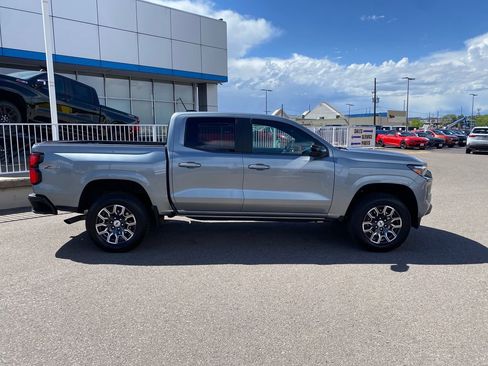 Used 2023 Chevrolet Colorado Z71 w/ Z71 Convenience Package 2 AWD/4WD image 6