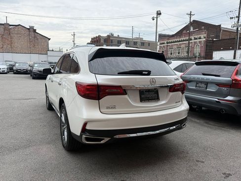 Used 2017 Acura MDX w/ Technology Package AWD/4WD image 4