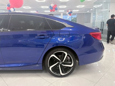 Used 2021 Honda Accord Sport image 7
