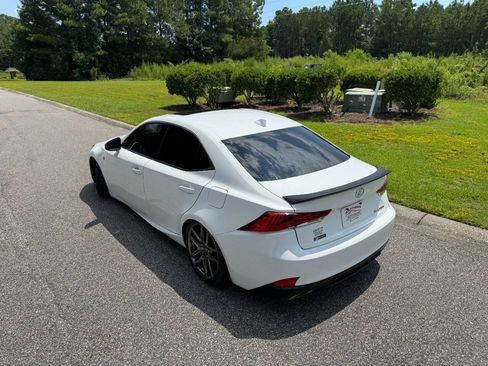 Used 2017 Lexus IS 200t F Sport w/ F Sport Package RWD image 4