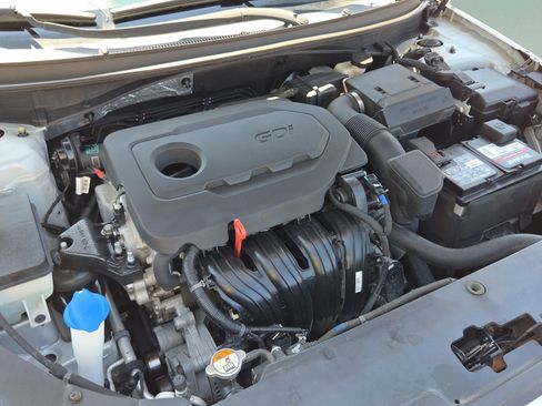 Used 2019 Hyundai Sonata SE FWD image 17