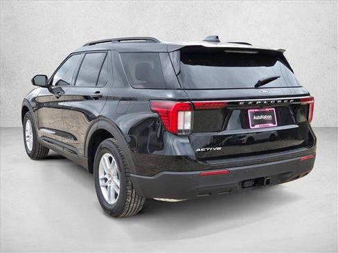 New 2026 Ford Explorer Active image 9