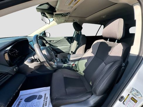 Used 2024 Subaru Outback Premium AWD/4WD image 25