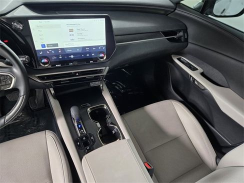Certified 2024 Lexus RX 350 Premium w/ Accessory Package (Z1) image 18