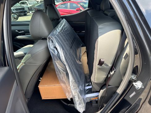 New 2025 Hyundai Santa Cruz Limited image 13